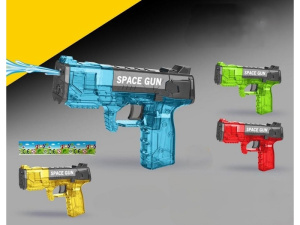 Водяное оружие. Пистолет 15 см,  70 мл, дальность стрельбы 5-6 м