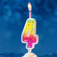 Свеча-цифра "4" цветное пламя, 12см.