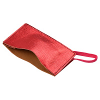 Чехол д/пласт.карт "Наппа красный металлик" 108*65мм, блинт.тиснение, 2 отд., резинка