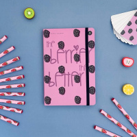 Записная книжка А5 100л. 7БЦ "Megapolis journal. Ягоды. Графика. Ежевика" кл., карман, ляссе, резинк