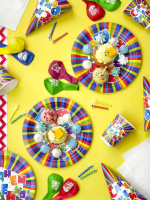 Тарелка бум. "С Днем рождения" 18см, 6 шт/уп