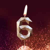 Свеча-цифра "6" многогранник, шампань 4см