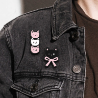 Набор значков-пинов 2шт. "Розовые лапки" 35*14см, 30*21см