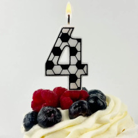 Свеча-цифра "4" Футболист, 5см