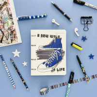 Тетрадь А5  80л кл. на кольцах Альт "Кеды синие"