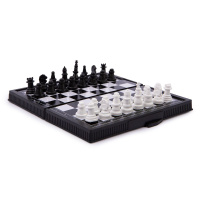 Шахматы магнитные поле, пластиковые
