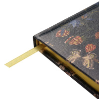 Ежедневник недат. А6+ 120л., тв.обл., иск.кожа "Flora. Лесные ягоды" ляссе