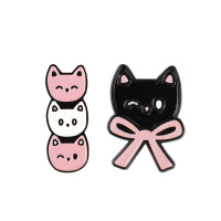 Набор значков-пинов 2шт. "Розовые лапки" 35*14см, 30*21см