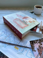 Фотоальбом 200 фото 10*15см Приключения хвостиков в Лондоне, пластик.стр.