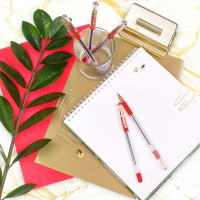 Ручка шар. MC GOLD с рез. 0,5мм красная, штрихкод