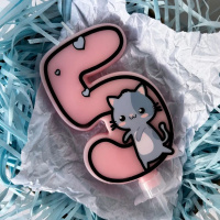 Свеча-цифра "5" Котик  9см