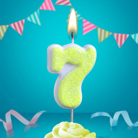 Свеча-цифра "7" сахарная, 4см