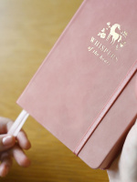 Ежедневник дат. 2026г А5 176л., кожзам,тв.пер. "Grace. Розовый" тисн.фольгой, резинка, ляссе